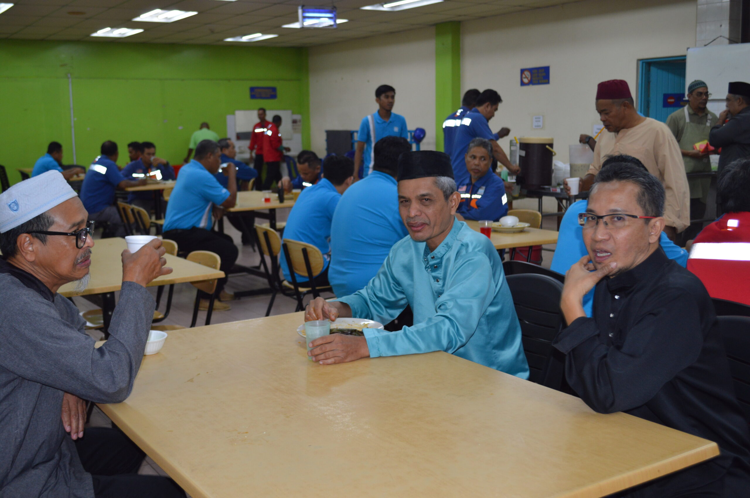 Perak Hanjoong Simen Celebrates Ramadan