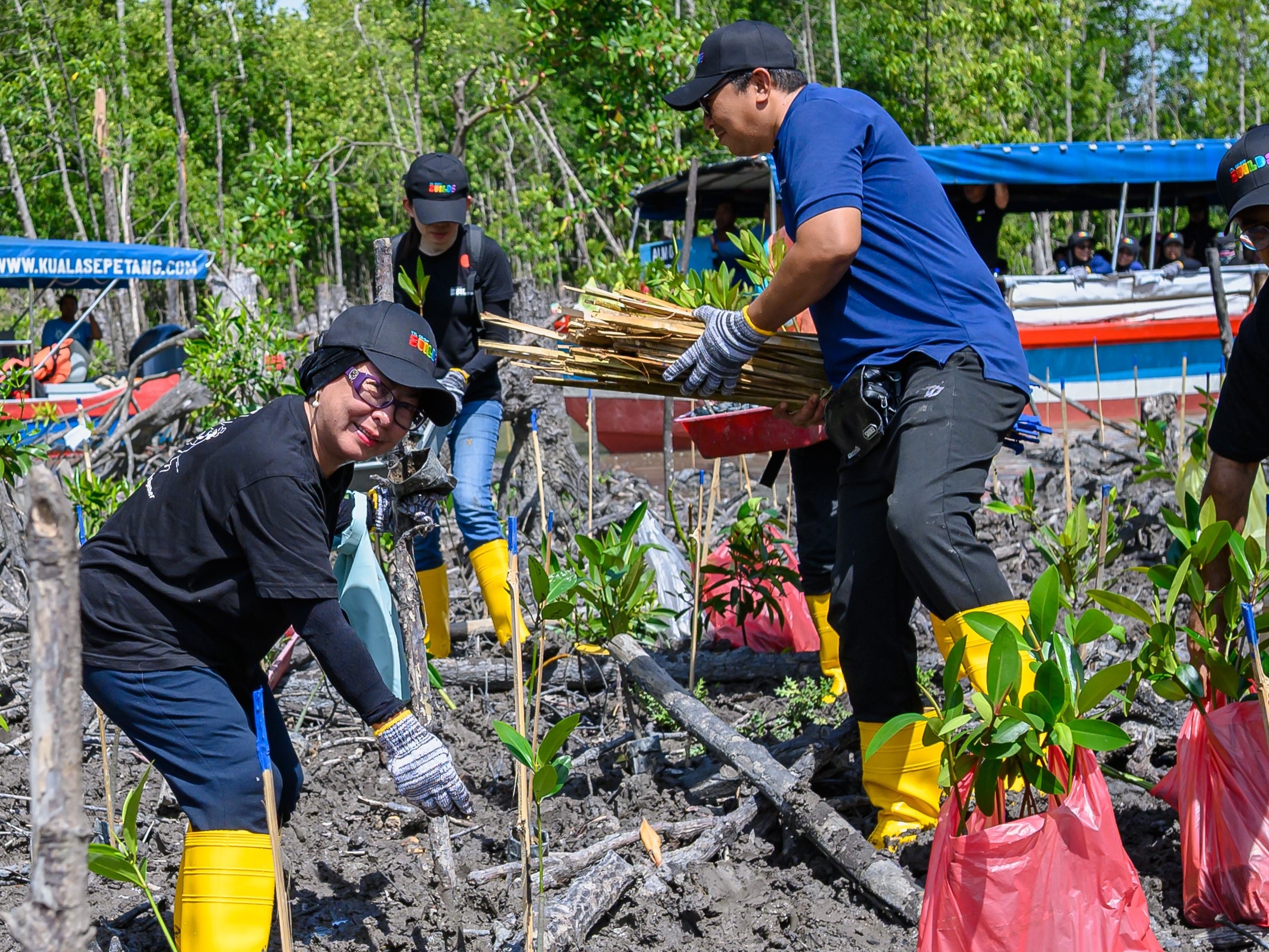 YTL Cement Group Builds Greener Future with 700 Mangrove Trees Planted in Perak